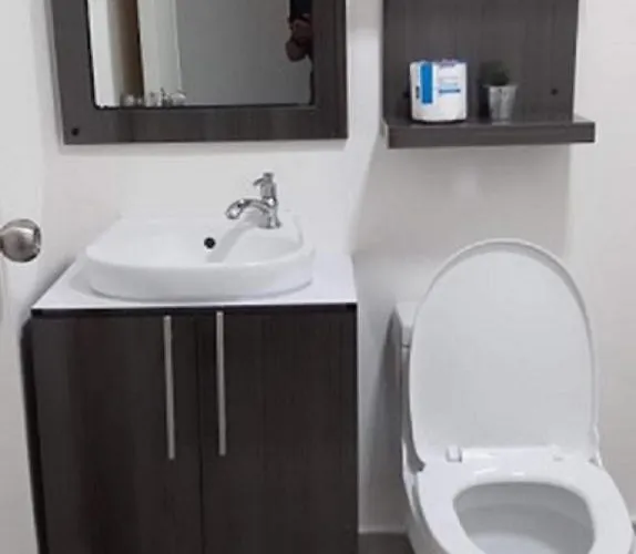Aparthotel Amaia Skies 3mins Walk Araneta Gateway *